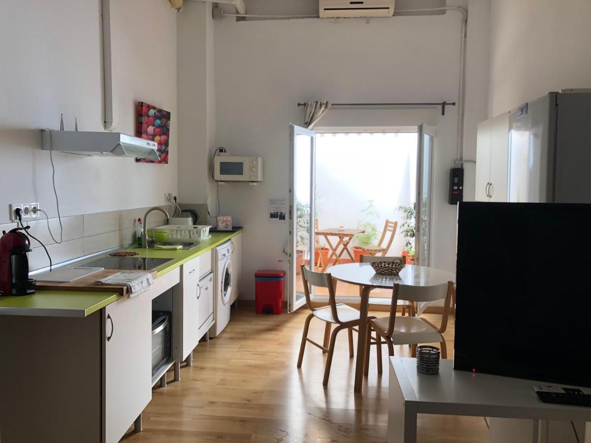 Rafaela Guest House Малага Екстериор снимка