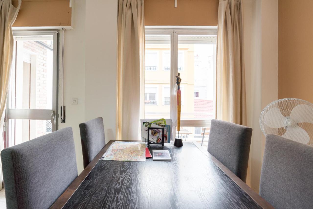 Rafaela Guest House Малага Екстериор снимка