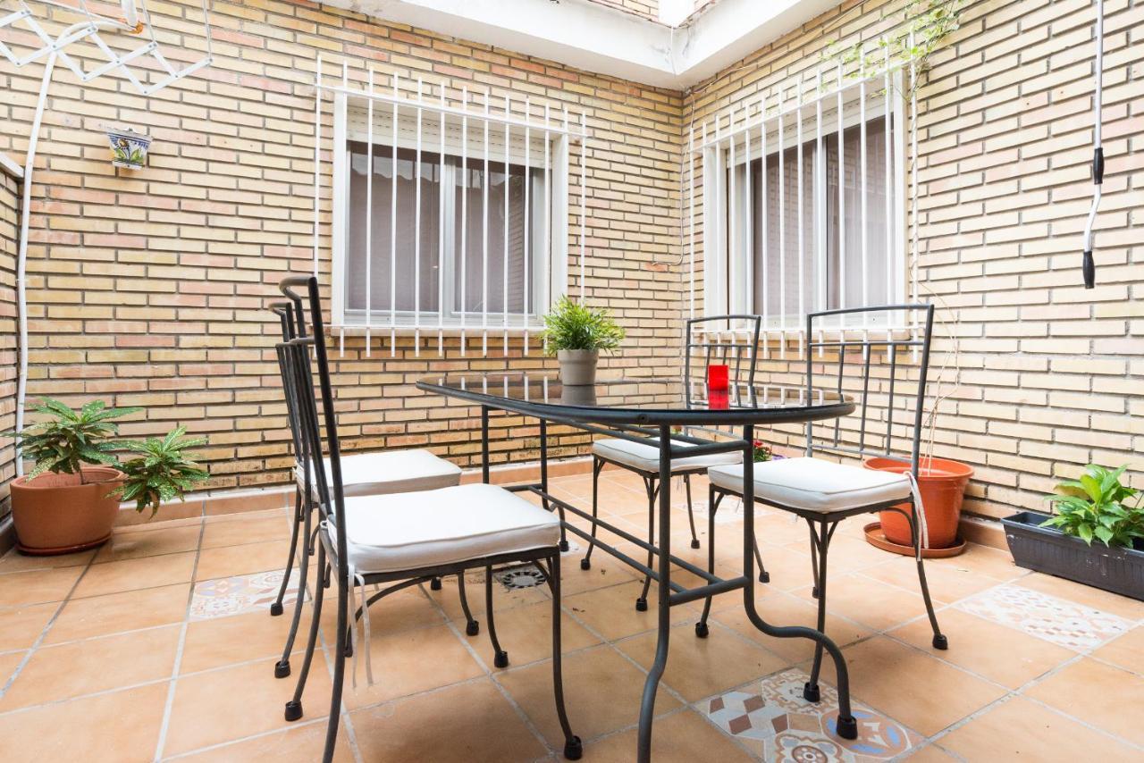 Rafaela Guest House Малага Екстериор снимка