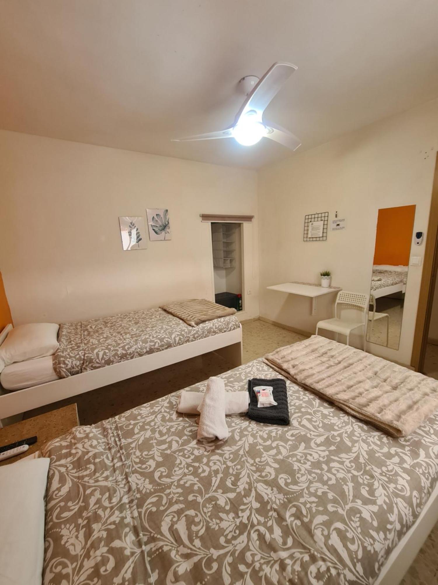 Rafaela Guest House Малага Екстериор снимка