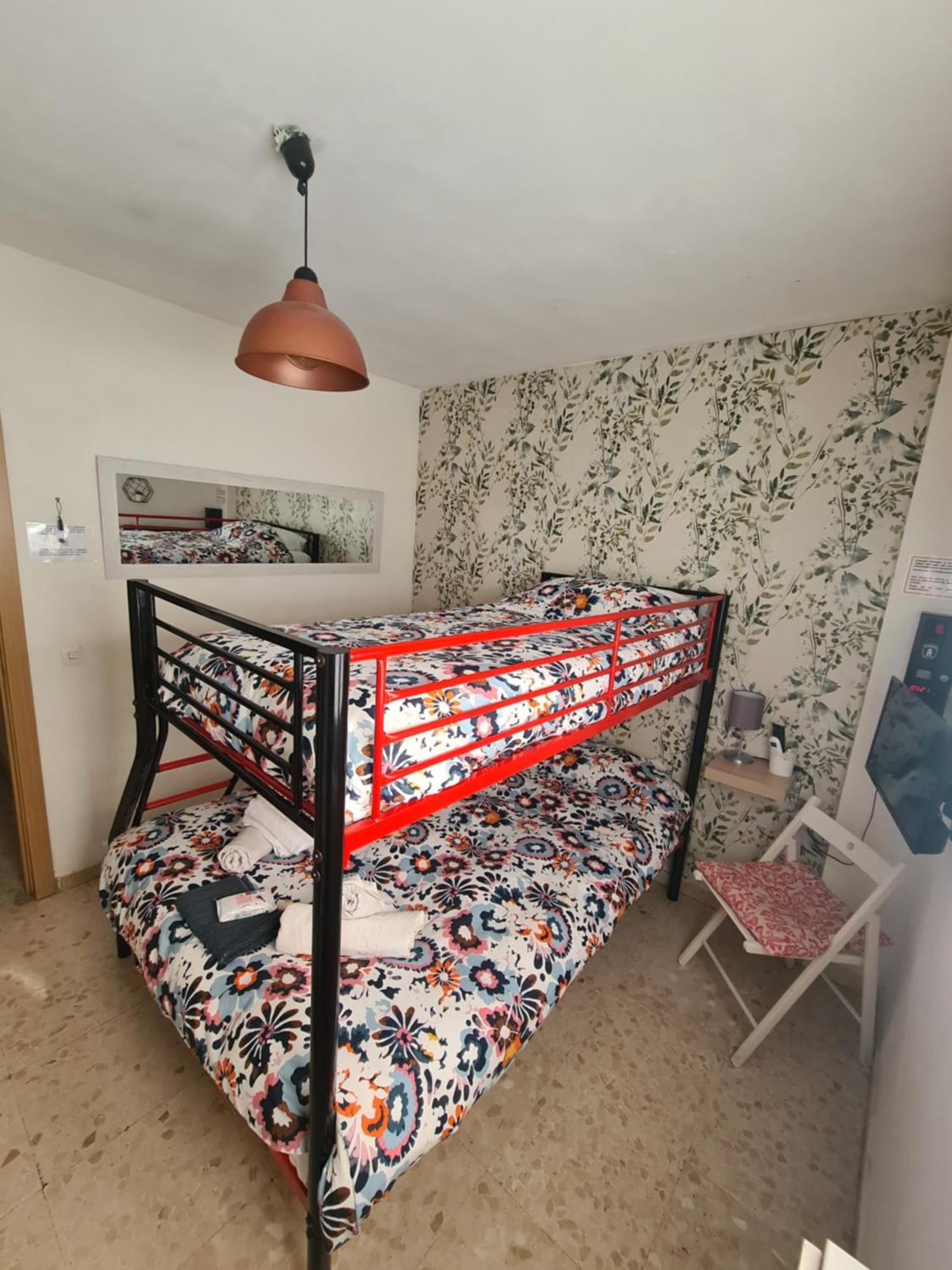 Rafaela Guest House Малага Екстериор снимка